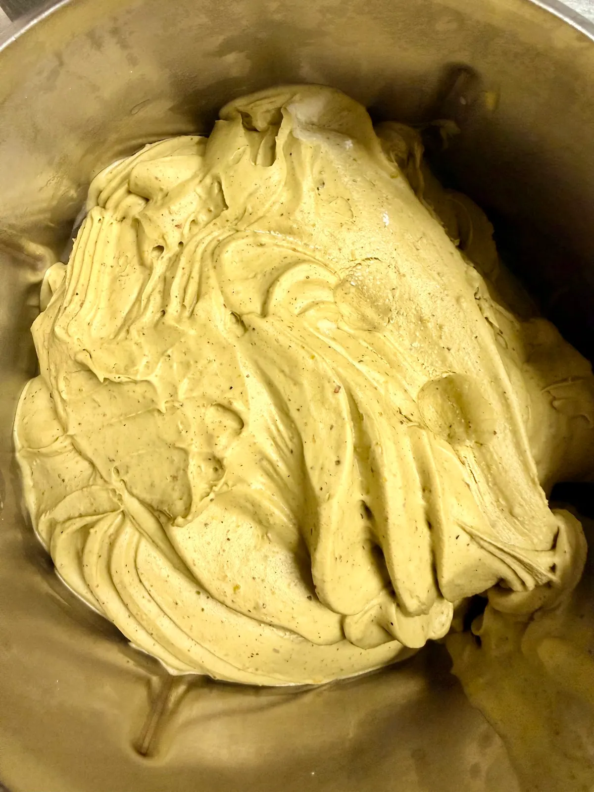 Vaschetta di gelato al pistacchio puro